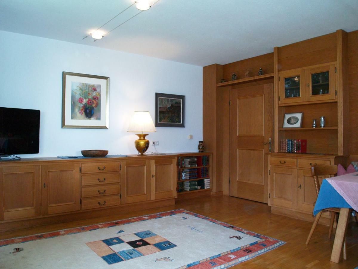 Apartment Christa Oetz Bagian luar foto